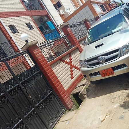 Ange Raphael Hotel Douala Kültér fotó